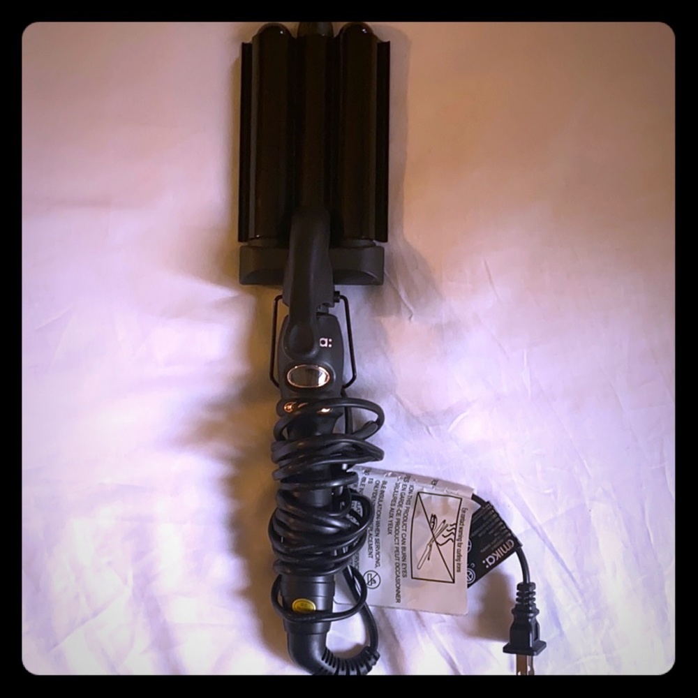 Amika High Tide Deep Waver